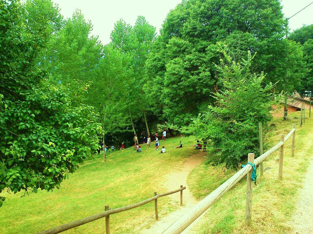 Casa De Colonies La Cadamont Pansiyon Sant Joan les Fonts Oda fotoğraf